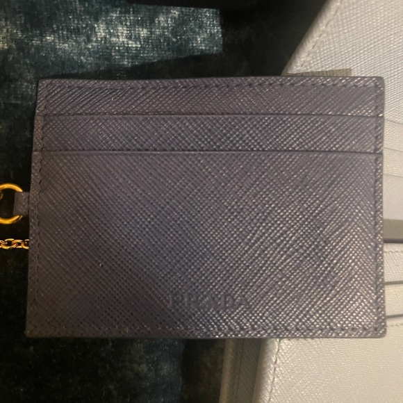 Authentic Prada Saffiano Wallet - Picture 2 of 12